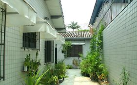 Itaguá Guest House